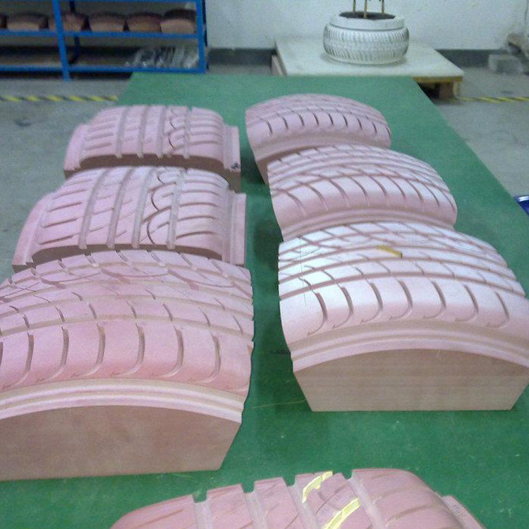 翻模輪胎模具硅膠用多少硬度的膠 ？